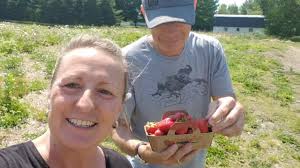 Oui elles sont belles et bonnes ces fraises là, merci Larry et Marlene 😀