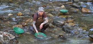 En émission, jusqu'à 126 mbit/s en zone couvertes en 3,5 ghz avec agrégation de la bande d'ancrage 4g, ou 99 mbit/s en zones couvertes. Orpaillage Nos Conseils Pour Savoir Ou Chercher Et Trouver De L Or