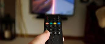 Regardez les plus grandes chaines tv en direct sur internet. Pres De 25 Des Internautes Piratent Pour Regarder La Television En Direct Le Point