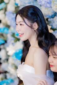 Con gái Quyền Linh: Nhan sắc tuổi 18 gây chú ý, làm tiệc sinh nhật xa hoa