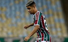 O netflu reune as últimas notícias do fluminense, calendário de jogos, aplicativo, contratações, alerta de gols, podcast e loja do fluminense. So 574 Minutos Em Dois Anos Miguel Briga Por Espaco No Fluminense Antes De Entrar Em Reta Final De Contrato Lance