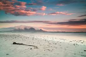 Lade Schone Landschaft Des Strandes Und Des Meeres Von Kapstadt Sudafrika Mit Atemberaubenden Wolken Kostenlos Herunter In 2020 Schone Landschaften Landschaft Wandbild Wand
