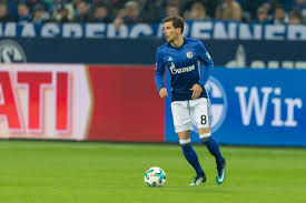 Februar 1995 in bochum geboren und spielte bis zu seinem 18. Young Midfielder Leon Goretzka S Decision To Join Bayern Munich Next Summer Is Causing Tension