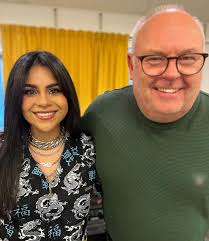 VAD GÖR MAN NÄR BARNEN FLYTTAR UT? Det undrar lyssnare Maria som är orolig  för vad som ska hända när barnen flyttar hemifrån och hon blir ensam kvar  med sin man som