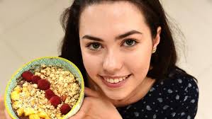 How to DIY your acai bowl