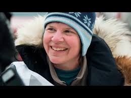 Two-time Red Lantern winner Ellen Halverson starts Iditarod 2016