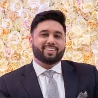 60+ perfiles de «Omar M»