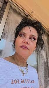 Darlene Scully's Instagram, Twitter & Facebook