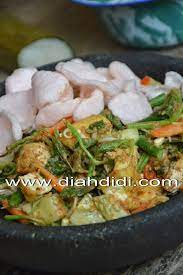 Mungkin Buat Teman2 Yang Belum Tau Mengira Lotek Itu Sama Dengan Pecel Ya Padahal Beda Lho Kalau Pecel I Resep Masakan Makan Malam Resep Masakan Indonesia
