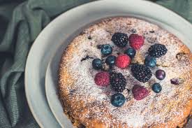 Bananenpüree, zucker, eier, öl und buttermilch dazugeben und alles zu einem teig verarbeiten. Buttermilch Beeren Kuchen Linalsbackhimmel De
