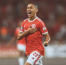 Marcos guilherme ретвитнул(а) ze gotinha suprapartidario. Marcos Guilherme Marcou Um Verdadeiro Golaco Contra A Universidad De Chile Pela Segunda Fase Da Libertadores 2020 Marcos Guilherme Golaco Marcos