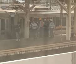 【現場の状況】『ホームで人と接触した』#学研都市線 住道駅で ...