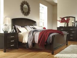Lanquist B681 By Signature Design By Ashley Ivan Smith Furniture Signature Design By Ashley L Bedroom Sets Bedroom Sets Furniture King King Bedroom Sets