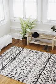 Black And White Chevron Rug Target Pin By Laura Taylor On Home Sweet Home Aztec Rug Target Rug White Rug