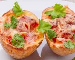 Recette De Pommes De Terre Gratinees Au Four A La Sauce Tomate Et Mozzarella Recette Recettes De Cuisine Recette Pomme Recette
