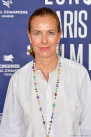L'actrice de 56 ans, ne tarit pas d'éloges non plus sur le talent artistique de gérard depardieu : Latest News 24 Carole Bouquet Et Gerard Depardieu D Amis A Amants Leur Coup De Foudre