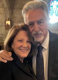 我們昨天也輸了托尼獎和百老匯明星琳達·拉文,到最近發現肺癌的併發症。 安息吧,琳達。 感謝回憶。 ❤️ 📷:來自Joe Mantegna