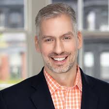 Sara MacLennan (@edmontonblogger)