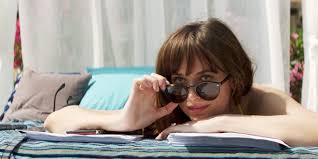 Özgürlüğün elli tonu türkçe dublaj ve fifty shades freed türkçe altyazılı seçenekleriyle 1080p kalitesinde hd izle. Nieuwe Trailer Fifty Shades Freed Chicklit