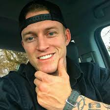 Scammer : DAVID MAUPIN "I am talking to a David Maupin, claims to be in the  Army for 27.years, a doctor from Toledo, Ohio. Claims to be stationed in  Israel because of