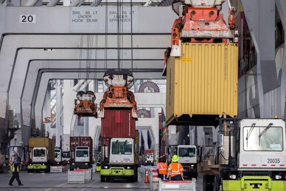 Ports on Georgia coast to reopened Friday after port strike was suspended