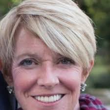 Maureen Shanahan's Instagram, Twitter & Facebook