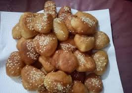Masukan telur satu per satu, dan masukkan keju. Resep Bolang Baling Semarang Resep Kue Bantal Bolang Baling Wijen Odading Oleh Bunda