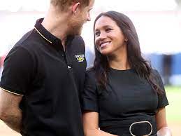 Check spelling or type a new query. Does Meghan Markle Wear Hair Extensions New Photos Seem To Make A Strong Case