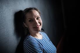 Heinäkuusta 2014 hän on ollut euroopan parlamentin jäsen, mitä ennen hän toimi kansanedustajana huhtikuusta 2011 alkaen. Lehtikuvat