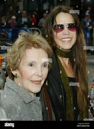 Daughter nancy hi-res stock photography and images