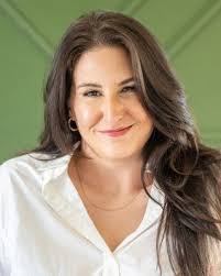 Beth Rushing's Instagram, Twitter & Facebook