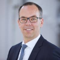 200+ Profile mit dem Suchbegriff „Schrank“