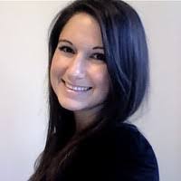 Laura Deer's Instagram, Twitter & Facebook