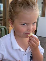 ✨FOUR ✨ Celebrating our Etta today, who loves her older and younger sisters  in equal measure and rationalizes her every move by declaring “because i’m  the MIDDLE CHILD.” We simply adore you.