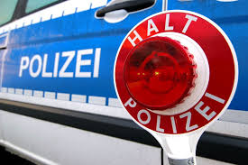 Halt Polizei Was Bei Der Polizeikontrolle Zu Beachten Ist Kanzlei Voigt