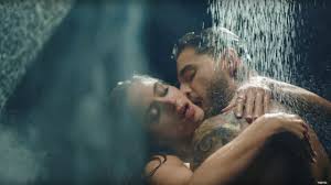 The song was a kind of follow up to cuatro babys, a track about four girlfriends that caused an uproar and even an. Maluma Felices Los 4