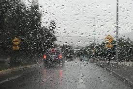 Avenidas cortadas, estacionamientos subterráneos totalmente anegados, cortes de agua y registros de imágenes realmente sorprendentes, son algunos de los saldos que han dejado las lluvias del fin de semana en santiago. A Sacar Los Paraguas Pronostican Posibles Precipitaciones Para Esta Semana En Santiago Chicureo Hoy