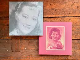 BIS AUFS MESSER Recordstore