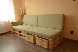 In this videos i do a tutorial on how to make that wood pallet couch from pinterest that everybody is talking about. Diy Pallet Sofa With Storage Diy Pallet Sofa Making Pallet Furniture Pallet Furniture