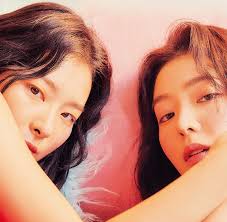 Seulgi and Irene for NYLON Korea. 🌹💖🧡