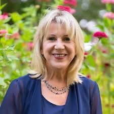 Angela Correll (@angelabcorrell) • Instagram photos and videos