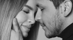 Este fin de semana, belinda celebró su cumpleaños número 31 y lo hizo con su novio christian nodal en privado, por lo que pati chapoy mostró su preocupación de que la cantante quede embarazada. Belinda Embarazada Este Video Confirmaria Que Esta Esperando A Su Primer Hijo Junto A Christian Nodal El Heraldo De Mexico