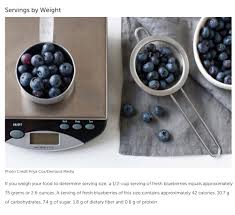 How much is ¾ metric cup of raw blueberries in grams?¾ metric cup of raw blueberries = 117 grams of raw blueberries. Serving Size Of Blueberries 75g Serving Size Food Blueberry
