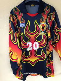 The 2002 fifa world cup was the 17th fifa world cup, the quadrennial world championship for men's national football teams organized by fifa.it was held from 31 may to 30 june 2002 at sites in south korea and japan, with its final match hosted by japan at international stadium in yokohama. Portero Camisetas De Japon 1998