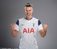 Gareth bale finally gave tottenham fans a taste of why they brought him back on loan from real madrid as the welshman inspired jose mourinho's team to victory against burnley. Tottenham Finally Replace Bale With Bale Spurs Fan Delight As Former Hero Gareth Returns Aktuelle Boulevard Nachrichten Und Fotogalerien Zu Stars Sternchen
