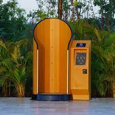 Get great deals on ebay! Snappyscreen Is The Cunning Sunscreen Booth That Sprays Holidaymakers In Just Ten Seconds Daily Mail Online