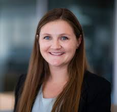 Holly Casey's Instagram, Twitter & Facebook