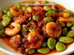 Resepi sambal tumis udang petai paling sedap dan mudah, bahan yang digunakan amat ringkas dan tidak perlu masa yang panjang untuk disediakan. Sambal Prawns With Stink Beans Sambal Udang Petai Nyonya Food Seafood Recipes Sambal