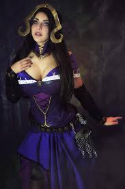 Shermie on X: Do you guys play any cardgames? I play MTG, used to play A  LOT of GWENT and also tried out the Dragon Ball and Warhammer ones (both  really fun!!)