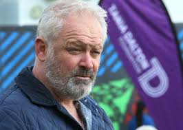 Hundreds of touch and netballs handed out to Whangārei schools